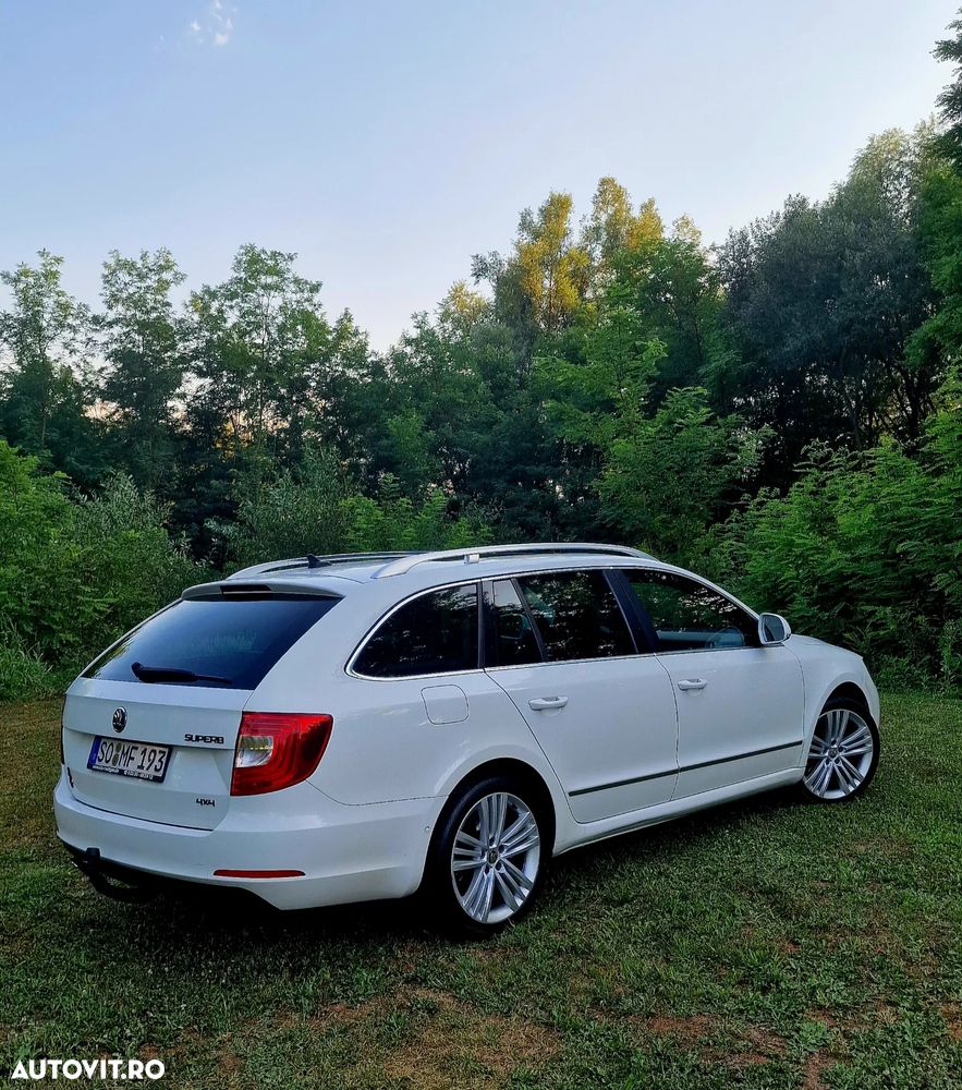 Skoda Superb 2.0 TDI Green tec 4x4 DSG Elegance - 24