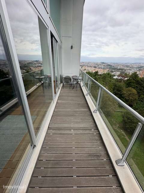 Uma habitação fora do comum, onde encontra a tranquilidade da natureza - Grande imagem: 3/26
