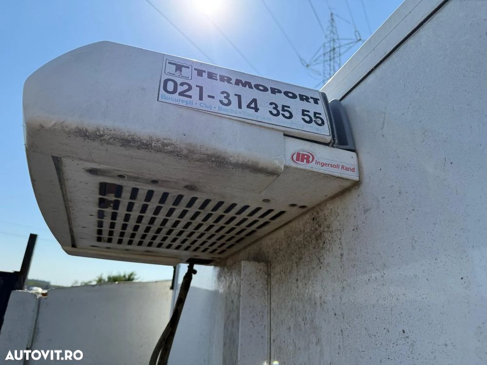 CUB FRIGORIFIC FORD TRANZIT - 12