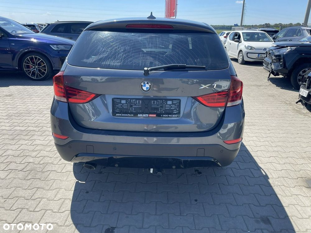BMW X1 sDrive18d xLine - 4