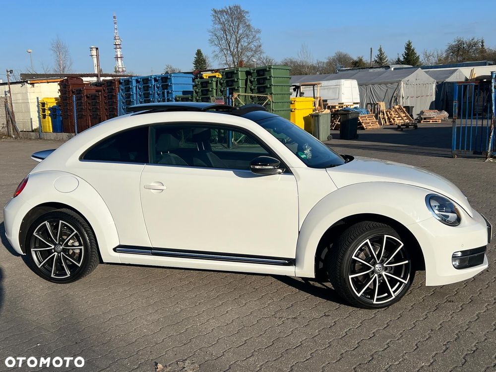 Volkswagen Beetle 1.4 TSI Blue Motion Technologie Exclusive Design - 4
