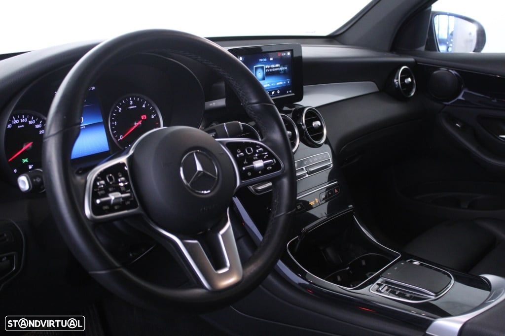Mercedes-Benz GLC 300 de Coupé 4Matic - 21