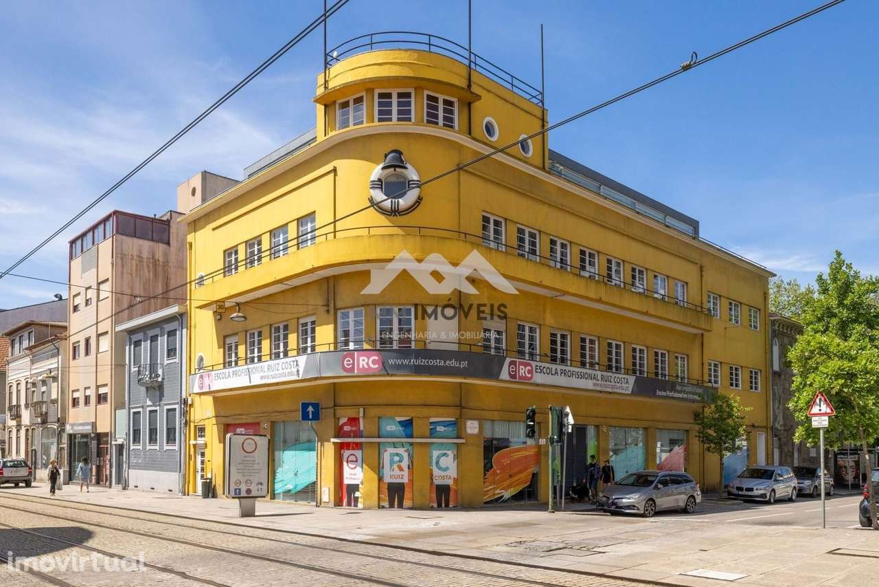 Serviços | Escritórios | Brito Capelo | Metro | Matosinhos Sul - Grande imagem: 2/50