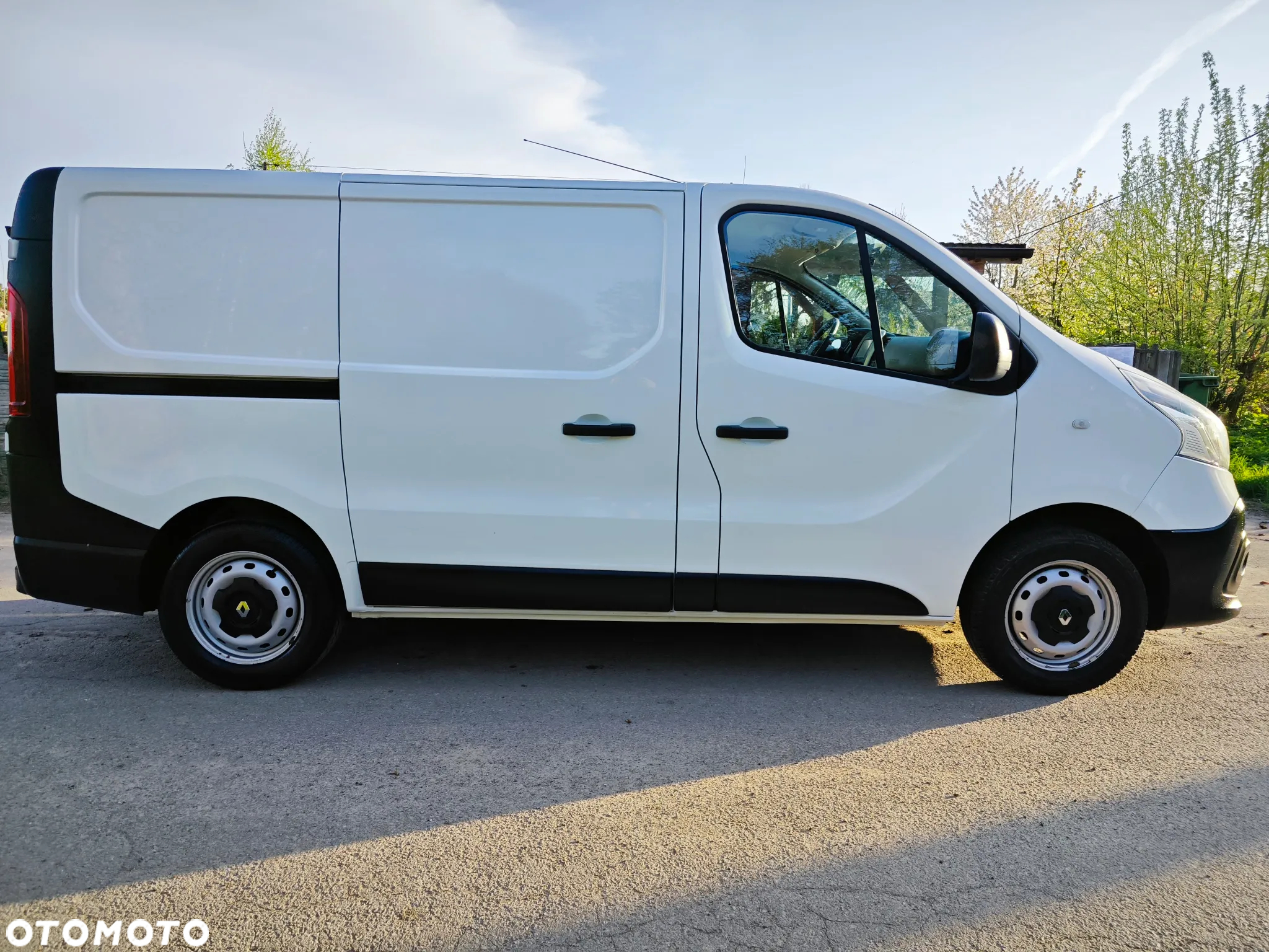 Renault TRAFIC 2018r, 1.6 95KM, L1H1 Duży Serwis, nowy rozrząd, nawigacja, super stan ,doinwestowany, Klima - 6