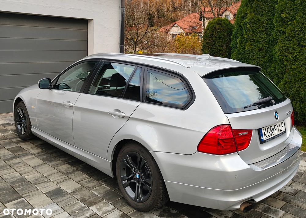 BMW Seria 3 316d - 13