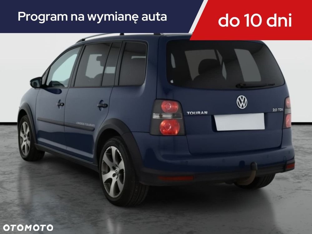 Volkswagen Touran - 6