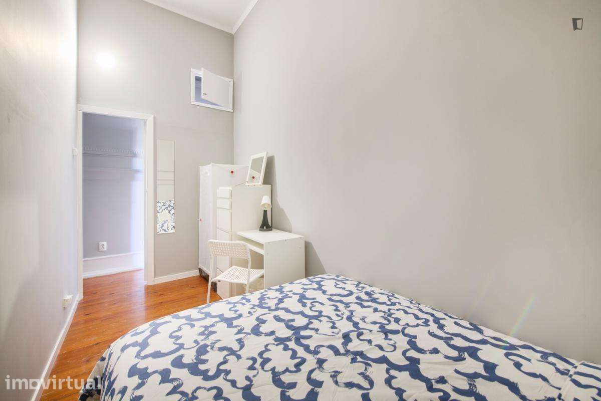Quarto - localizado em Entrecampos Lisbon - Grande imagem: 4/50