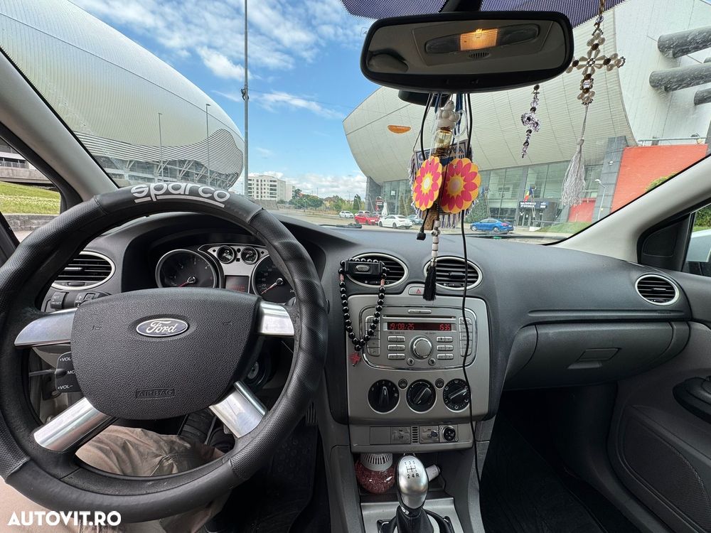 Ford Focus 1.6 TDCI Ghia - 7