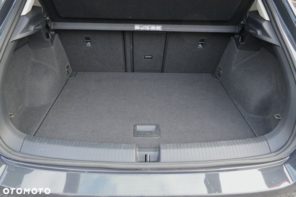 Volkswagen T-Roc 2.0 TDI SCR DSG Sport - 36