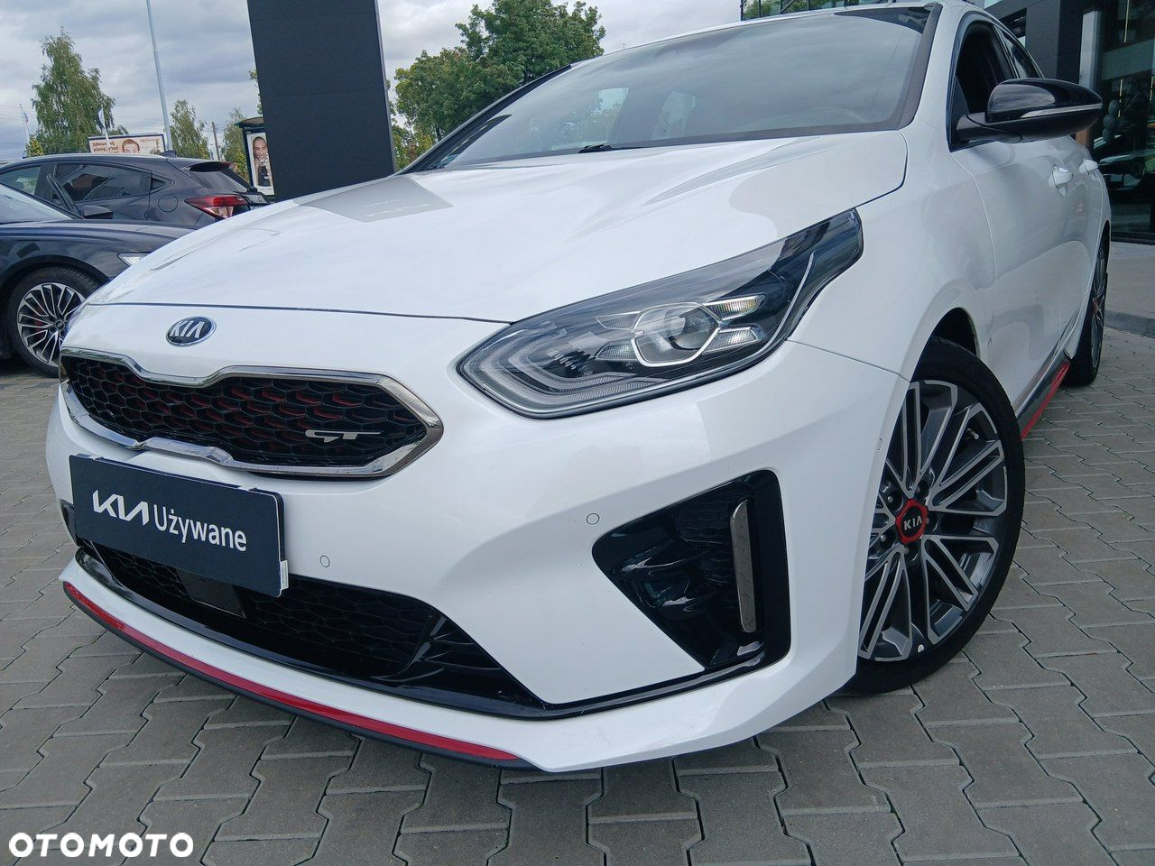 Kia ProCeed - 10