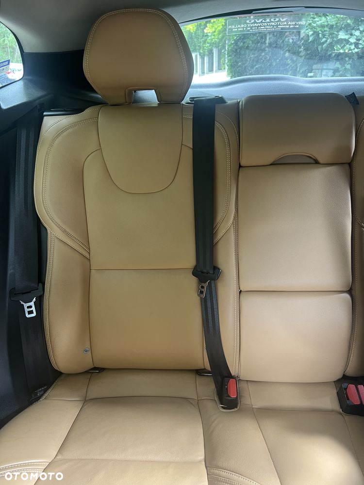 Volvo V40 - 13