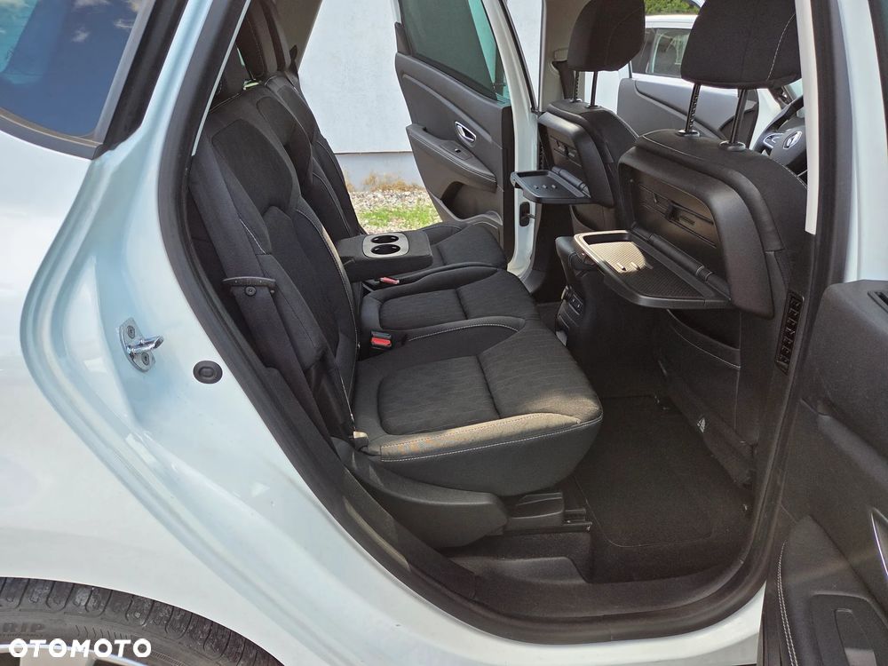 Renault Scenic TCe 140 GPF LIMITED - 10