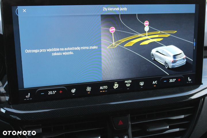 Ford Focus 2.3 EcoBoost ST X - 33