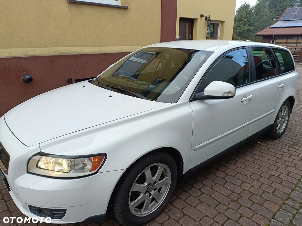 Volvo V50 1.6D DPF DRIVe Start/Stop - 1