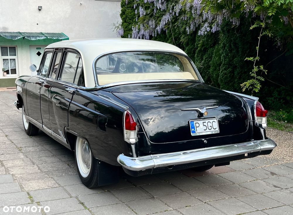 Wołga GAZ-21 - 12