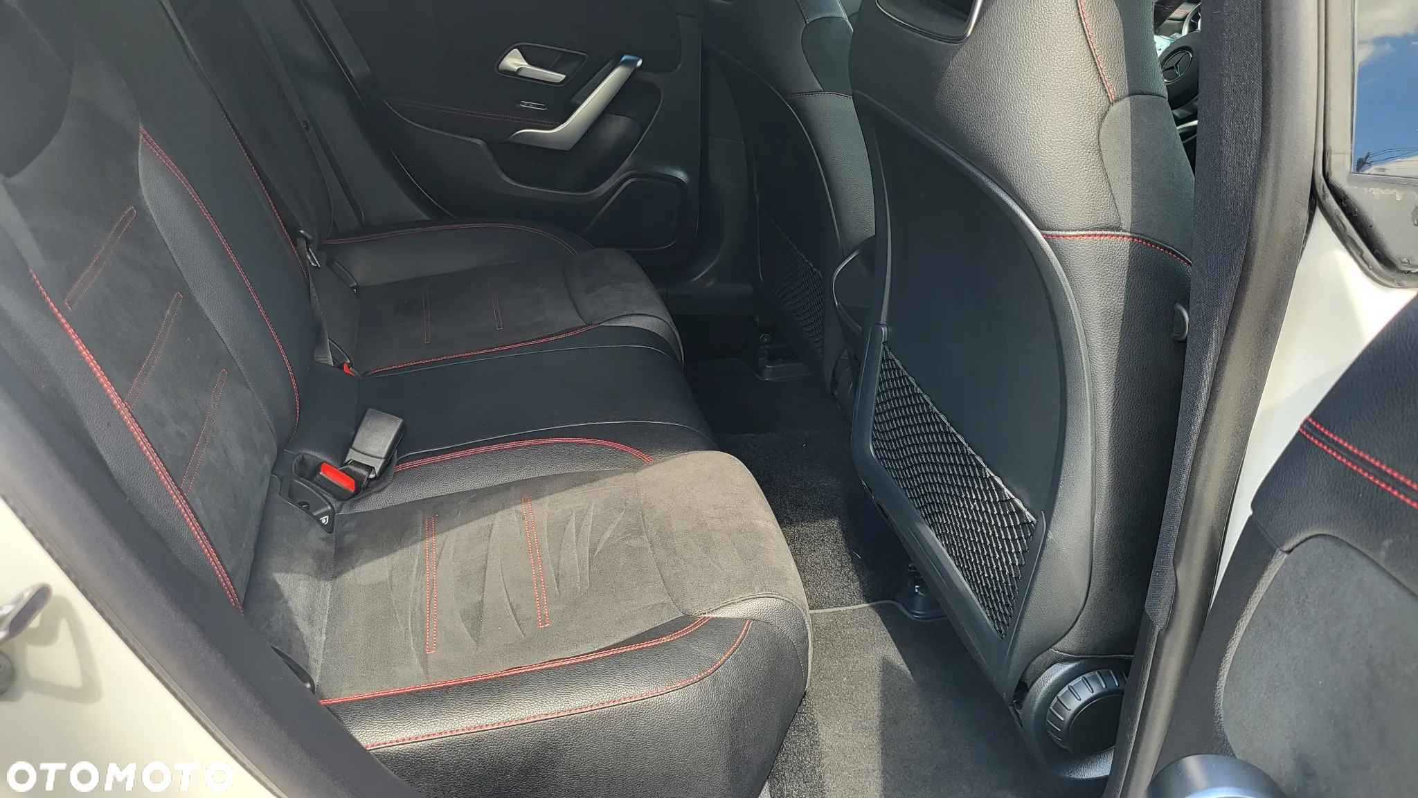 Mercedes-Benz CLA 200 AMG Line - 12