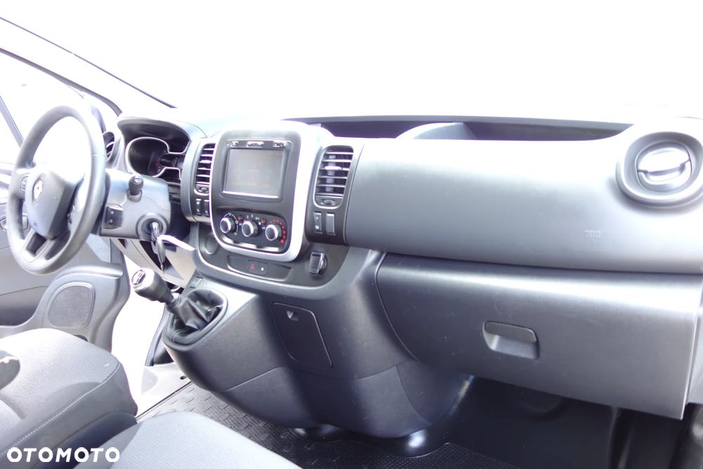 Renault Trafic Long  2.0 Dci 120 KM Klima Ledy Kamera - 17