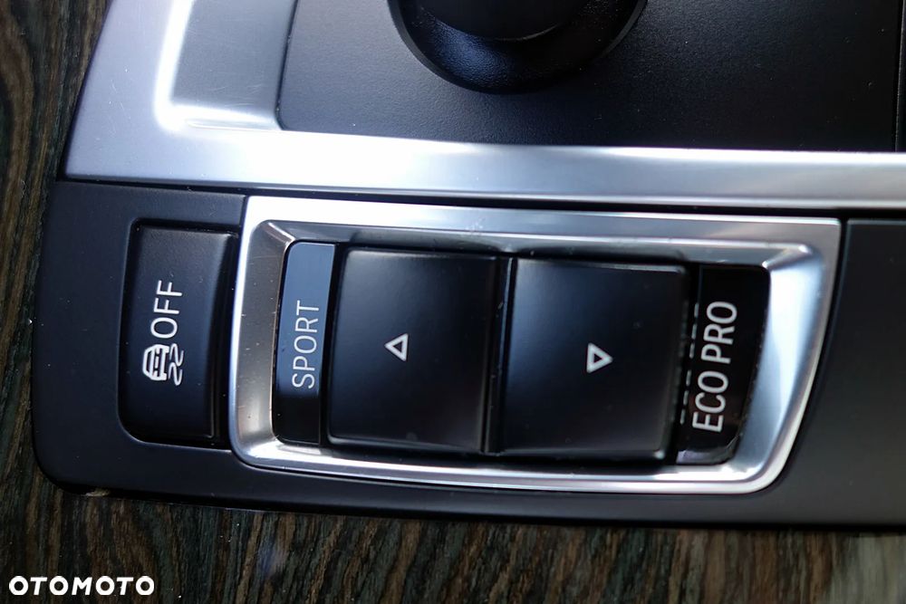 BMW X3 xDrive20d - 25