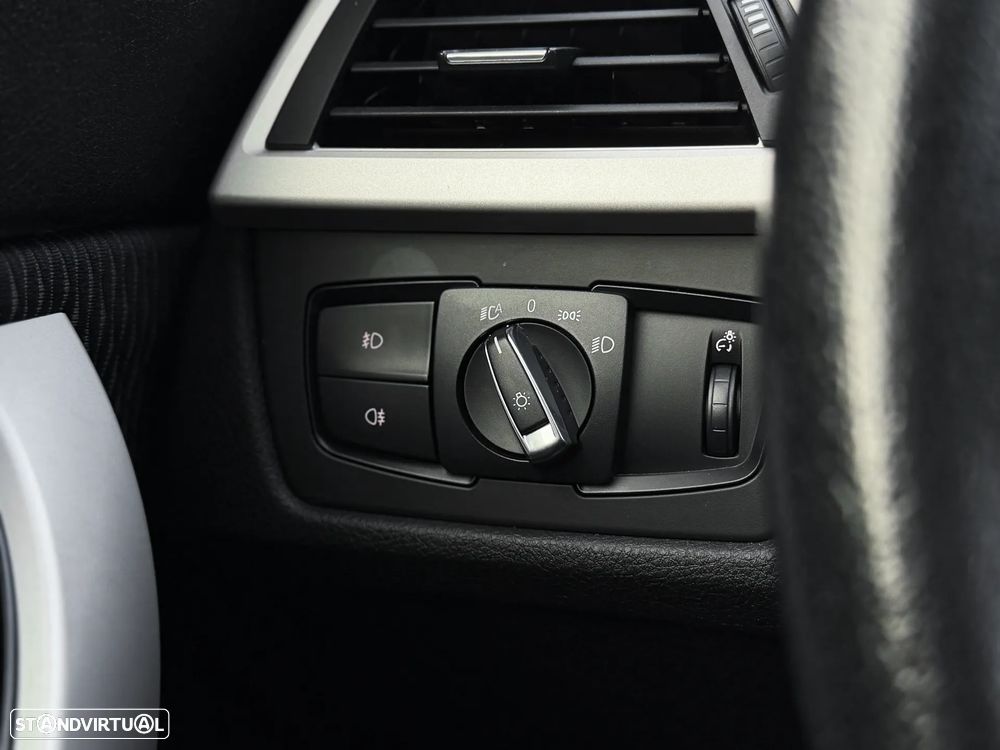 BMW 318 Gran Turismo d Aut. - 25