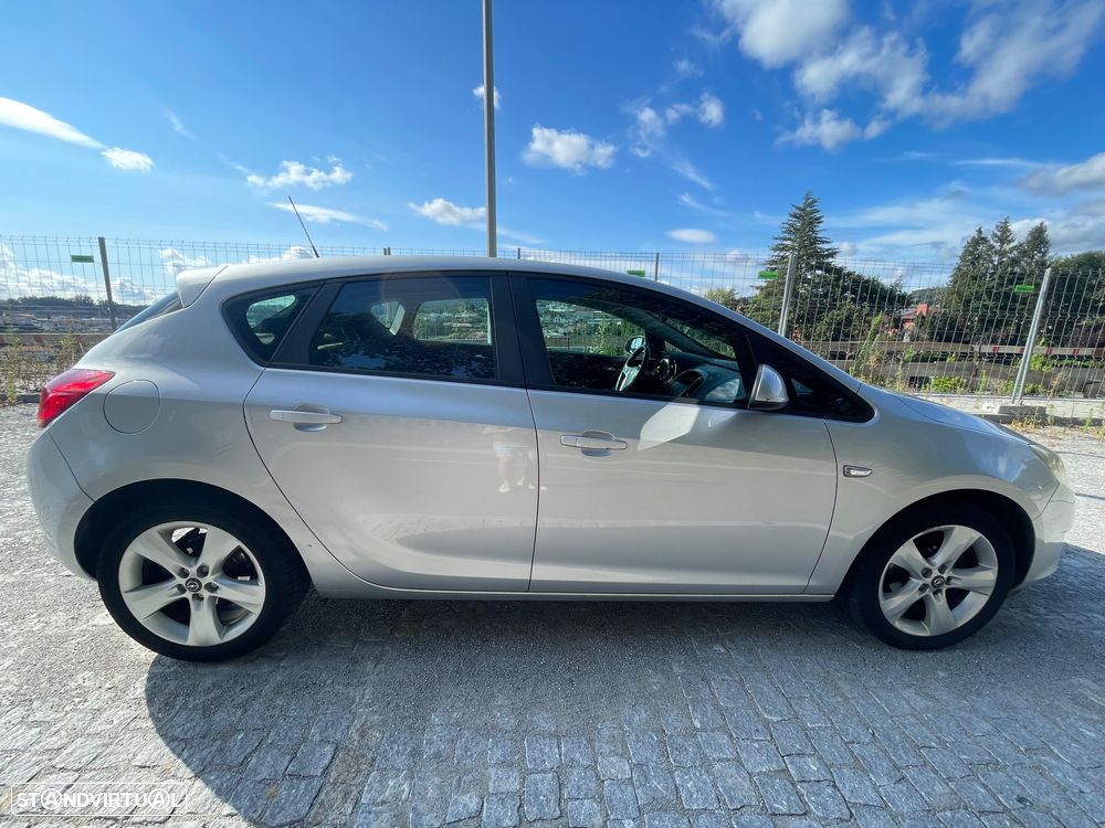 Opel Astra 1.3 CDTi Cosmo - 6