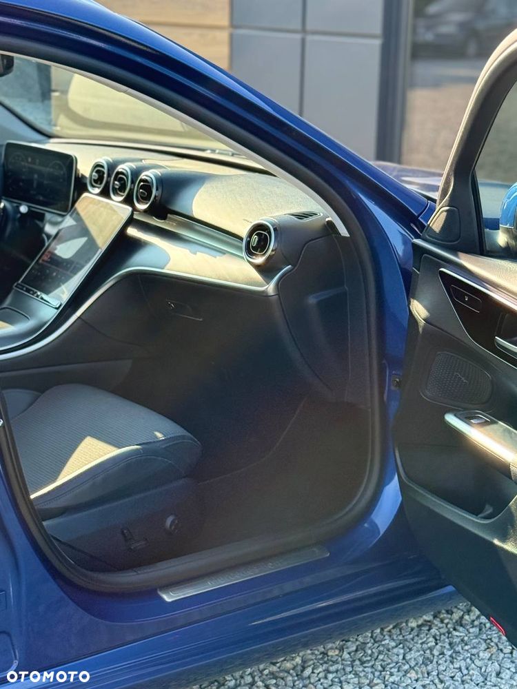 Mercedes-Benz Klasa C 220 d 9G-TRONIC Avantgarde - 15