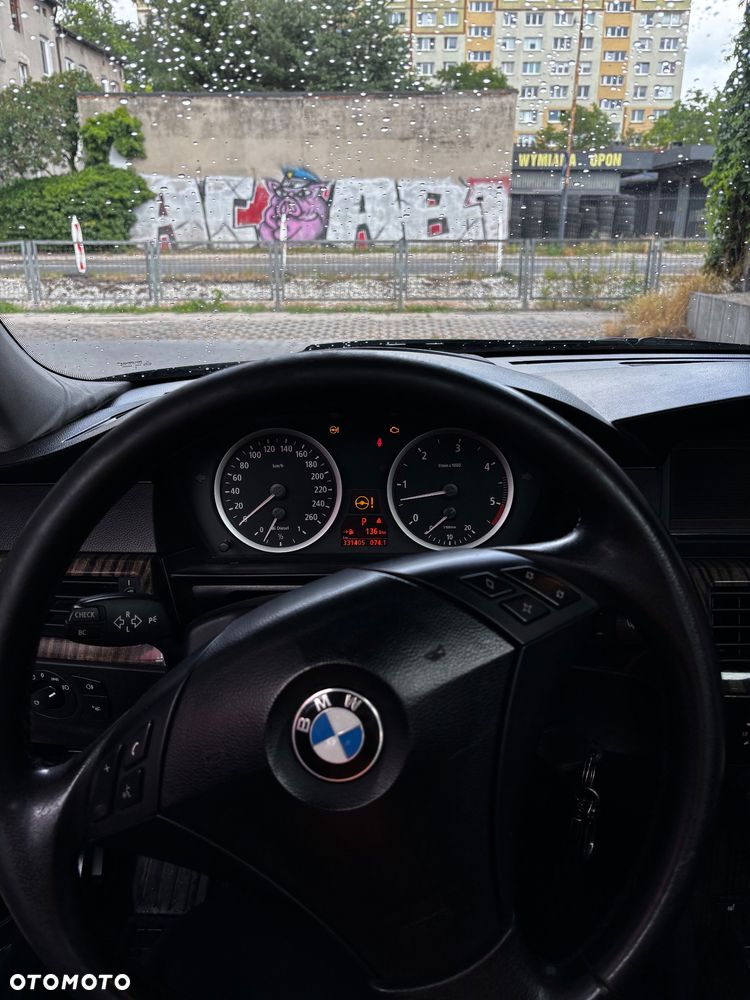 BMW Seria 5 535d - 29