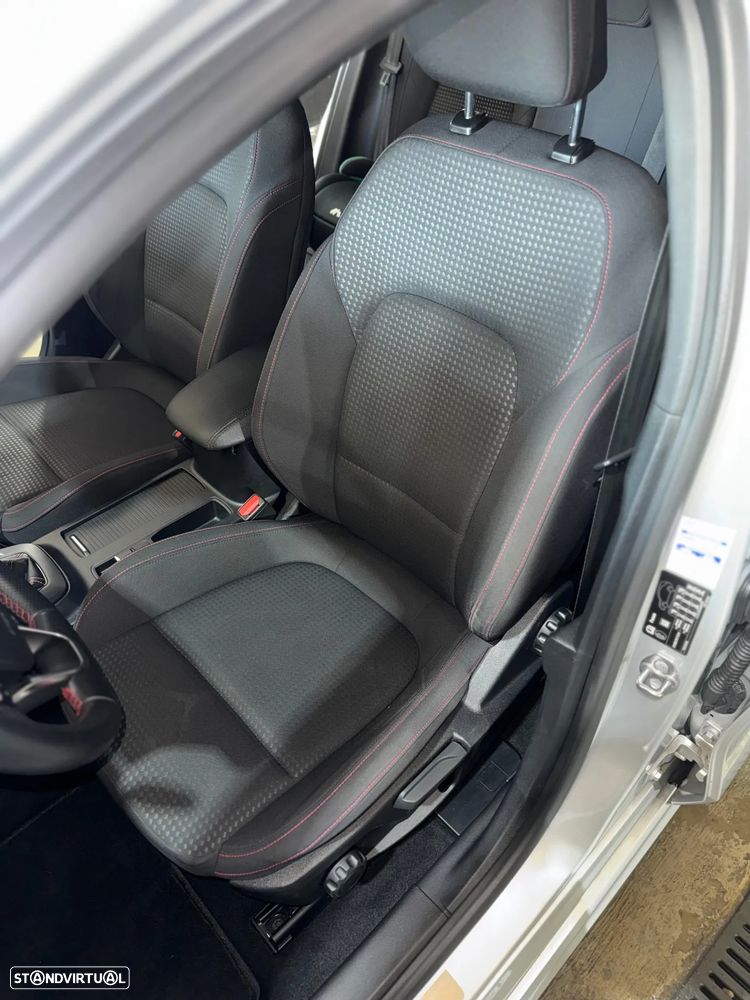 Ford Focus 1.0 EcoBoost ST-Line - 9