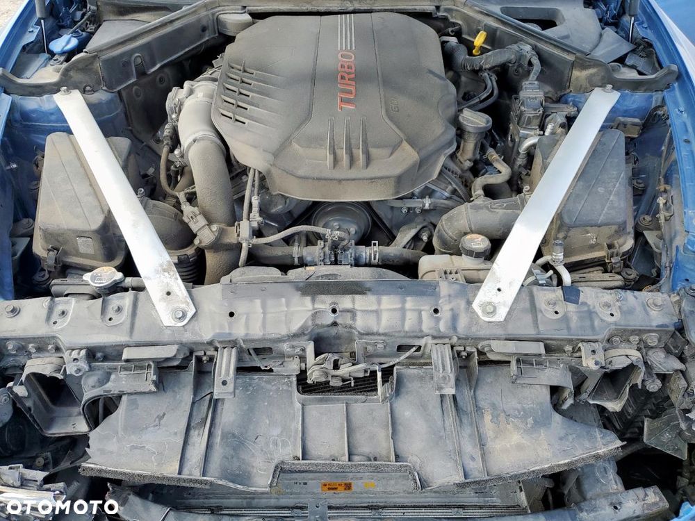 Kia Stinger 3.3 T-GDI AWD GT - 11