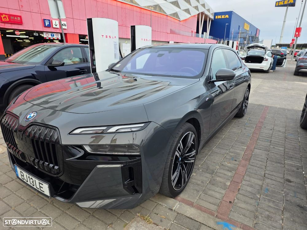 BMW i7 xDrive60 Pack Desportivo M Pro - 4