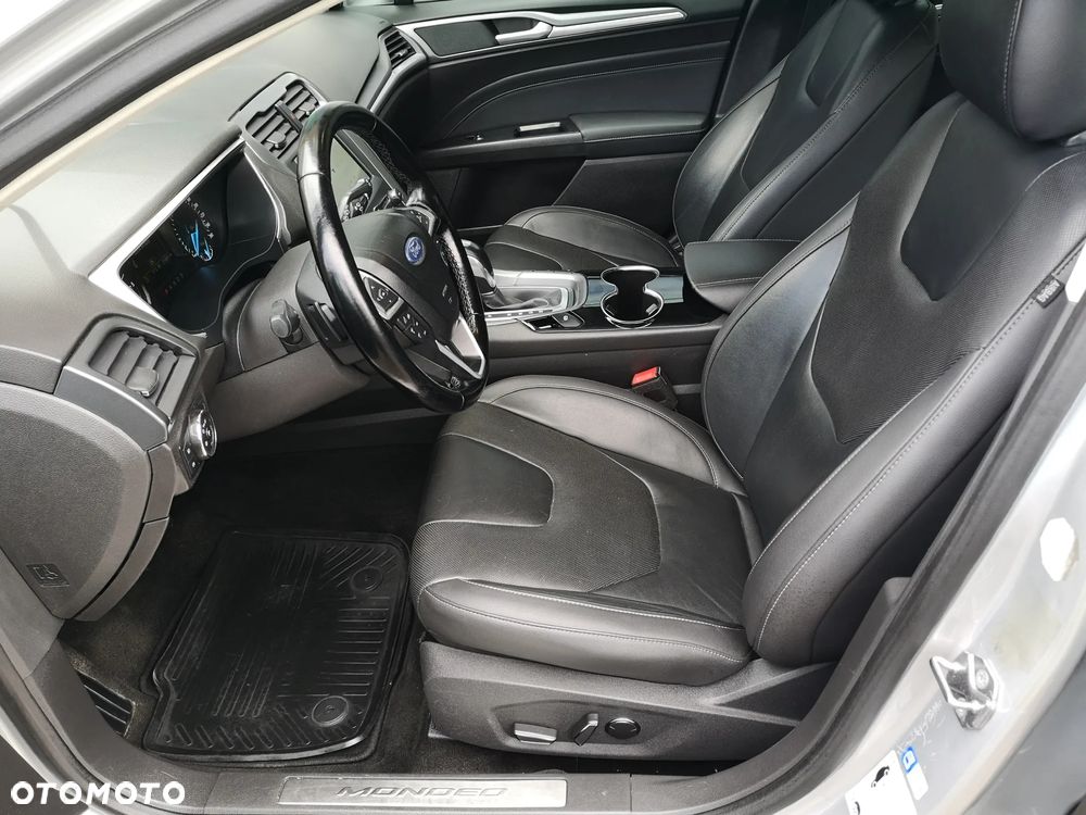 Ford Mondeo 2.0 TDCi STart-Stopp PowerShift-Aut Titanium - 24