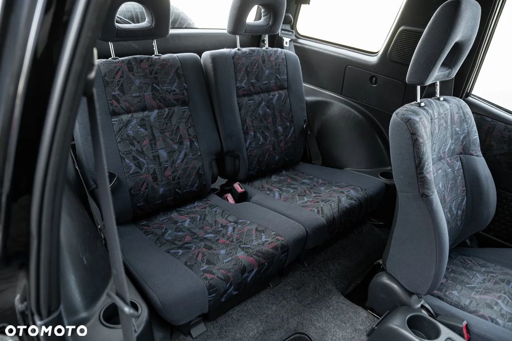 Toyota RAV4 2.0 Special - 15