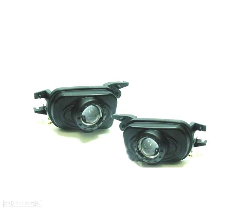FARÓIS NEVOEIRO COM PROJETOR MERCEDES C W203 PRETOS - 1