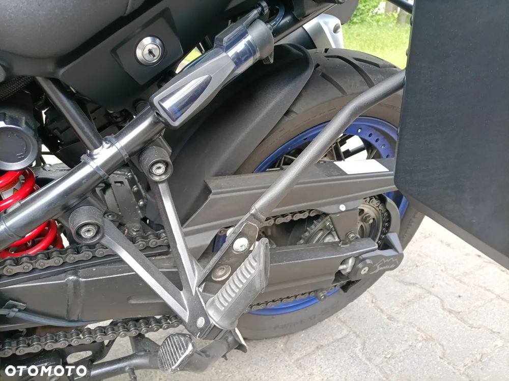Suzuki V-STROM - 7