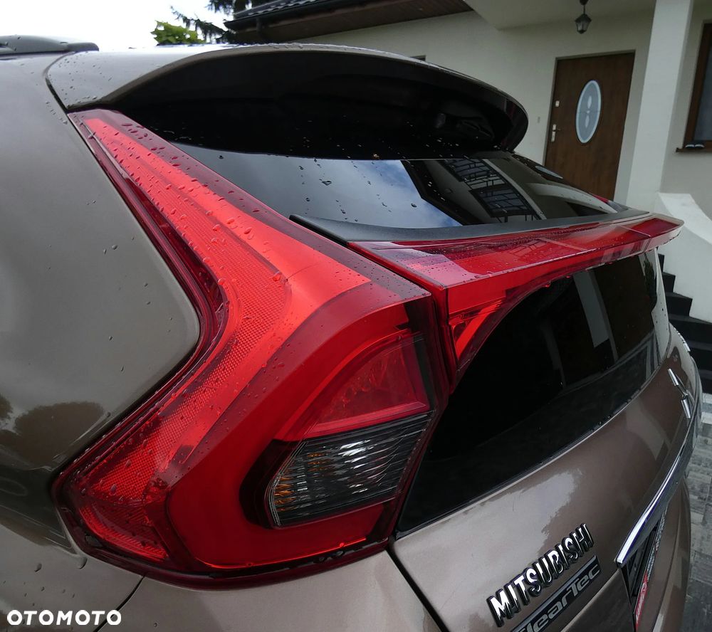 Mitsubishi Eclipse Cross 1.5 T Intense - 19
