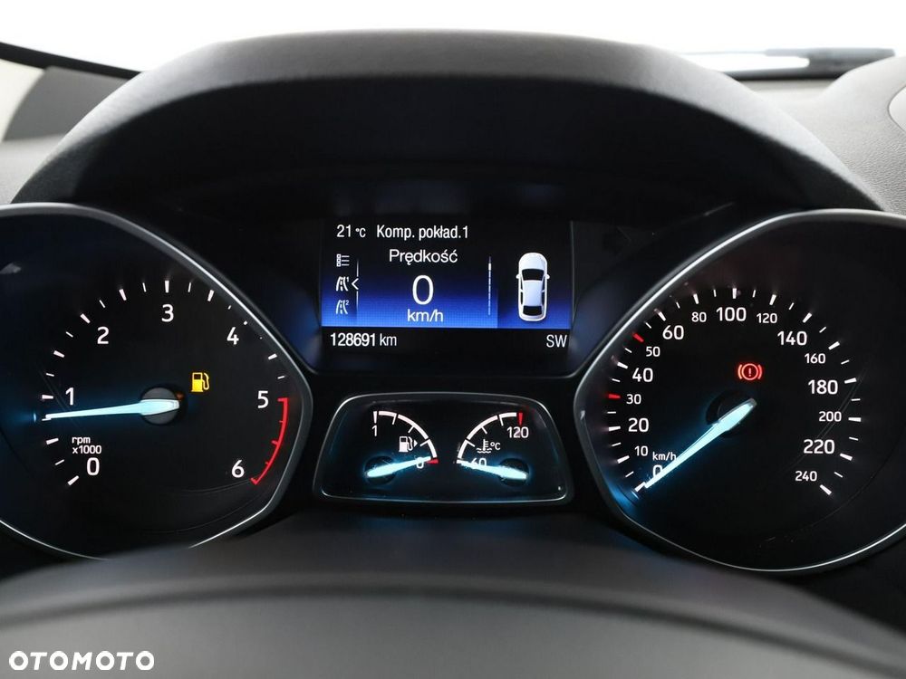 Ford Kuga 2.0 TDCi 2x4 Titanium - 23