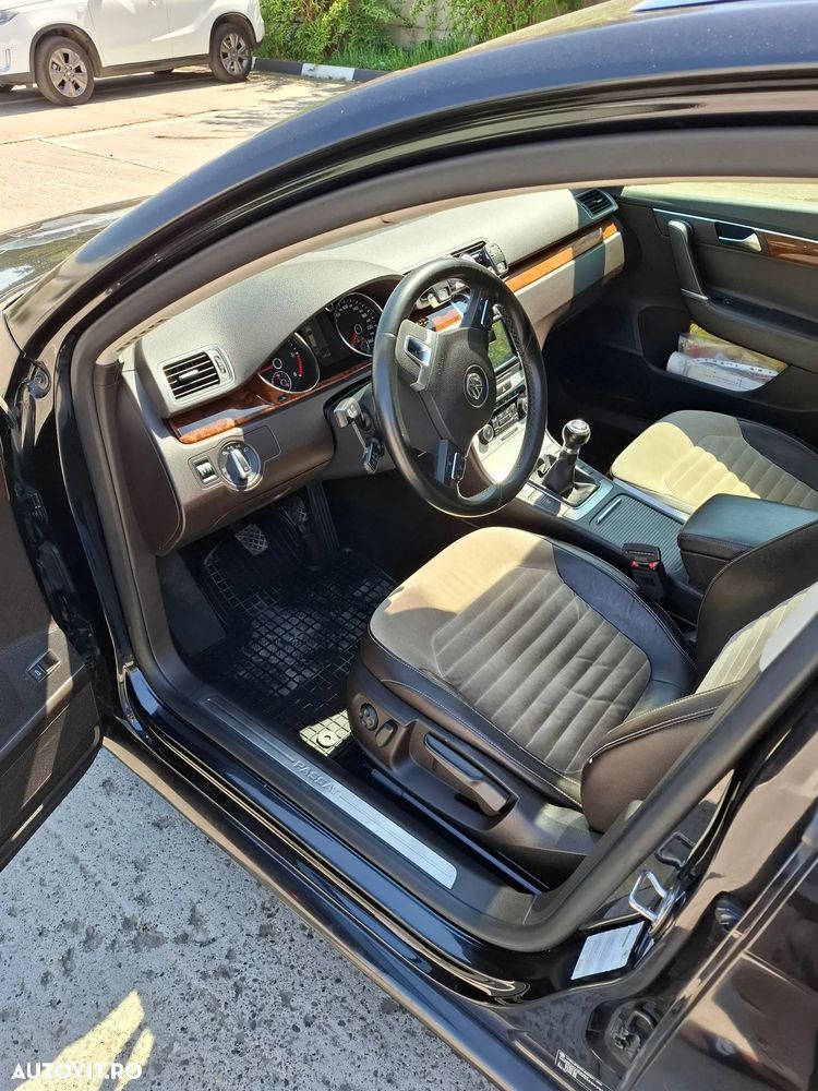 VOLKSWAGEN Passat 2011 — imagine 9