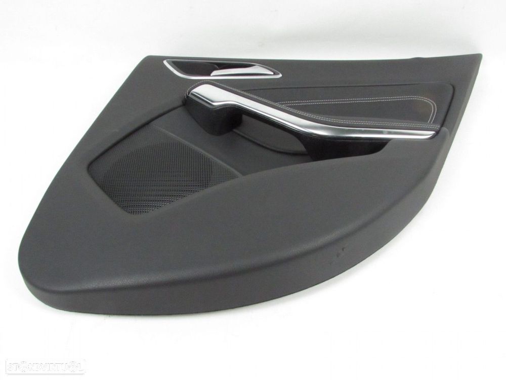 Forra da porta Direito/Trás Seminovo/ Original MERCEDES-BENZ GLA-CLASS (X156) - 2