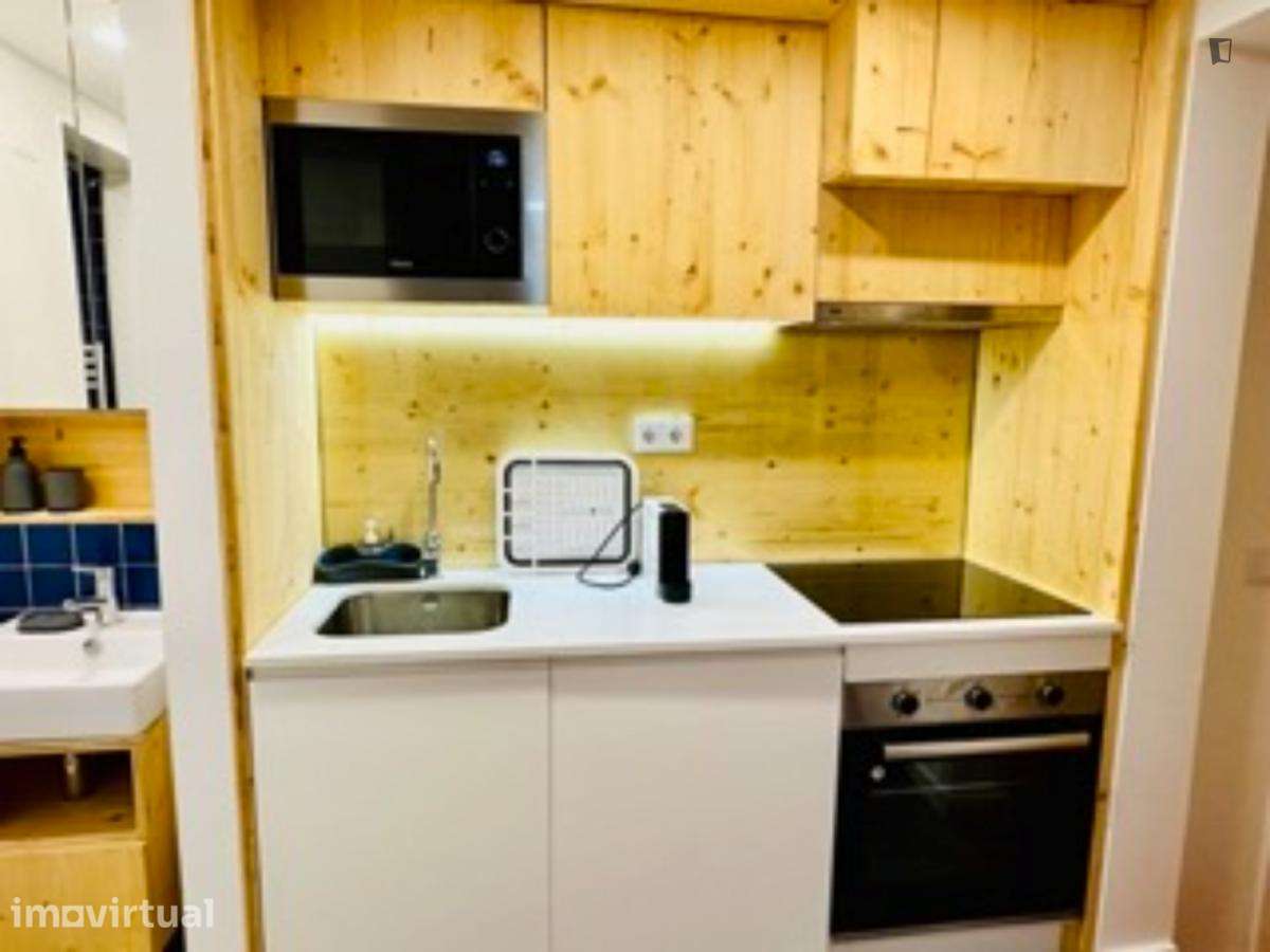 Apartamento com 1 quartos - localizado em Castelo Lisbon - Grande imagem: 2/20