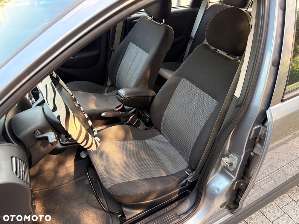 Opel Corsa 1.2 16V Silverline - 22