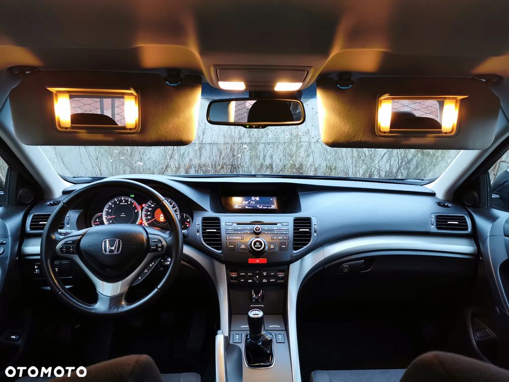 Honda Accord 2.0 Elegance - 35