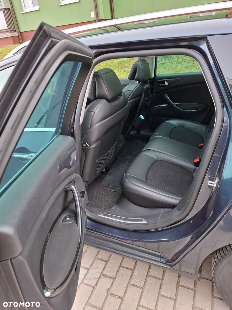 Citroën C5 Tourer HDi 135 FAP Exclusive - 8