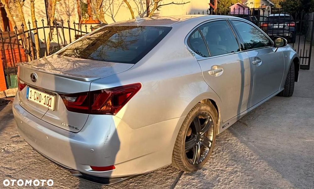 Lexus GS 450h - 22