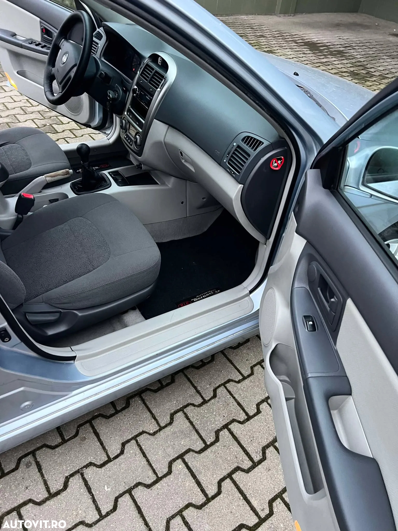 Kia Cerato 2.0 CRDi EX - 12