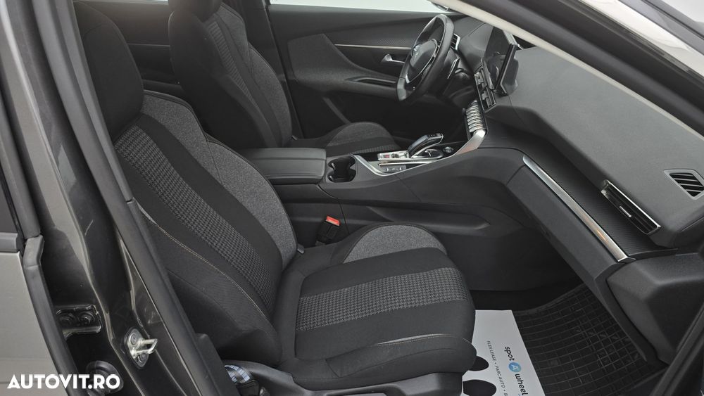 Peugeot 5008 BlueHDI 130 EAT8 Active - 19