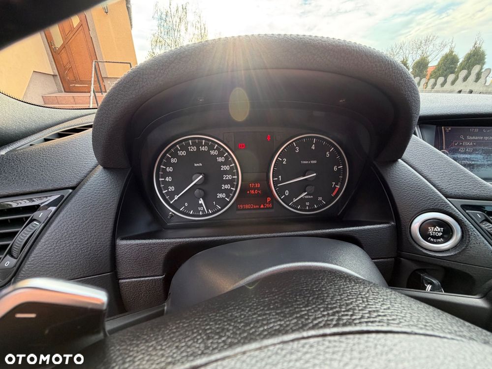 BMW X1 xDrive28i - 9