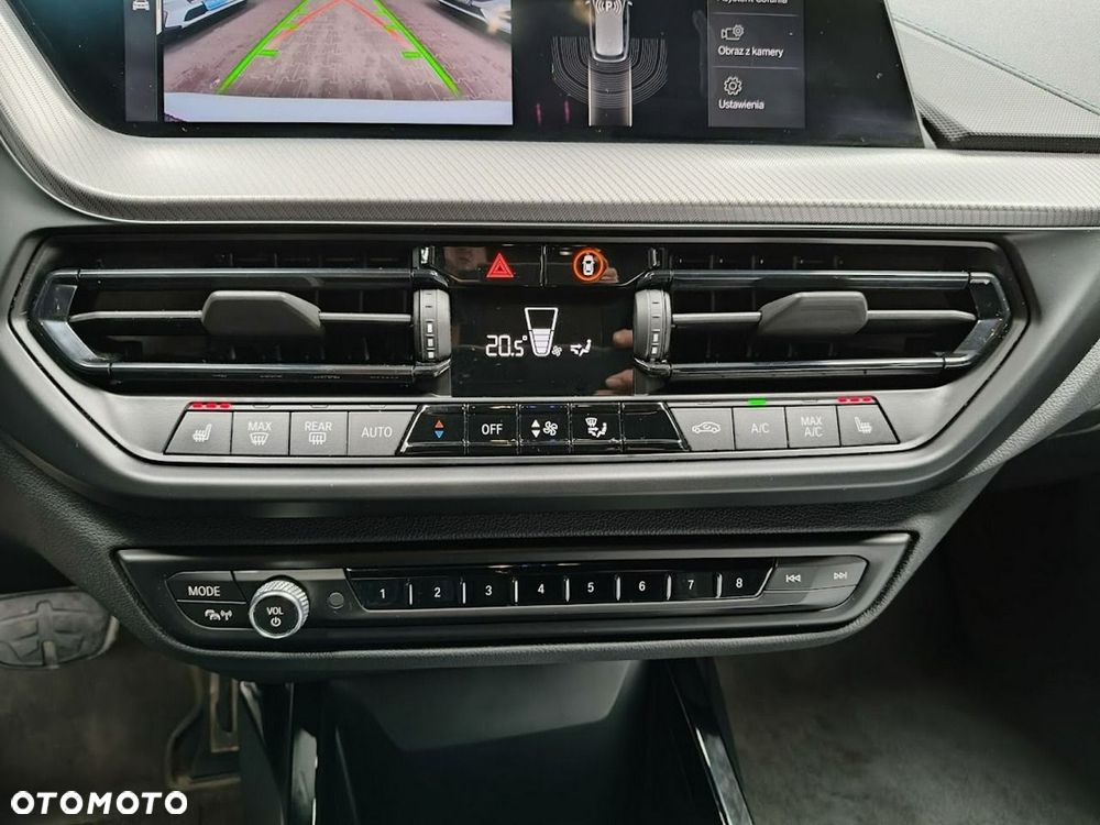BMW Seria 1 118i GPF M Sport - 38