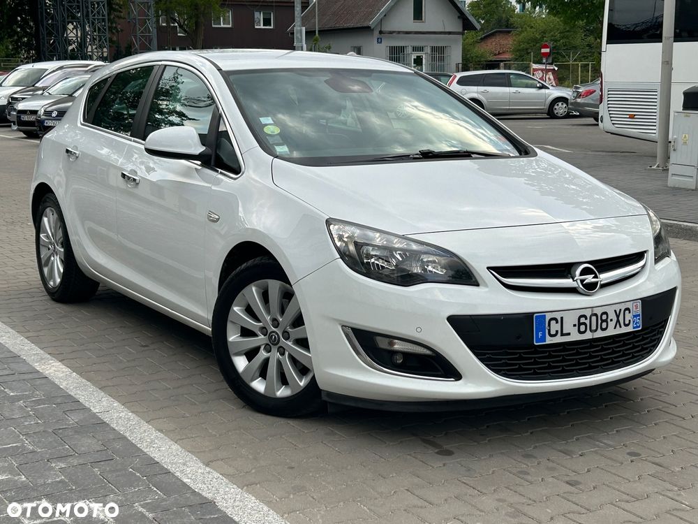 Opel Astra 1.7 CDTI Cosmo - 4