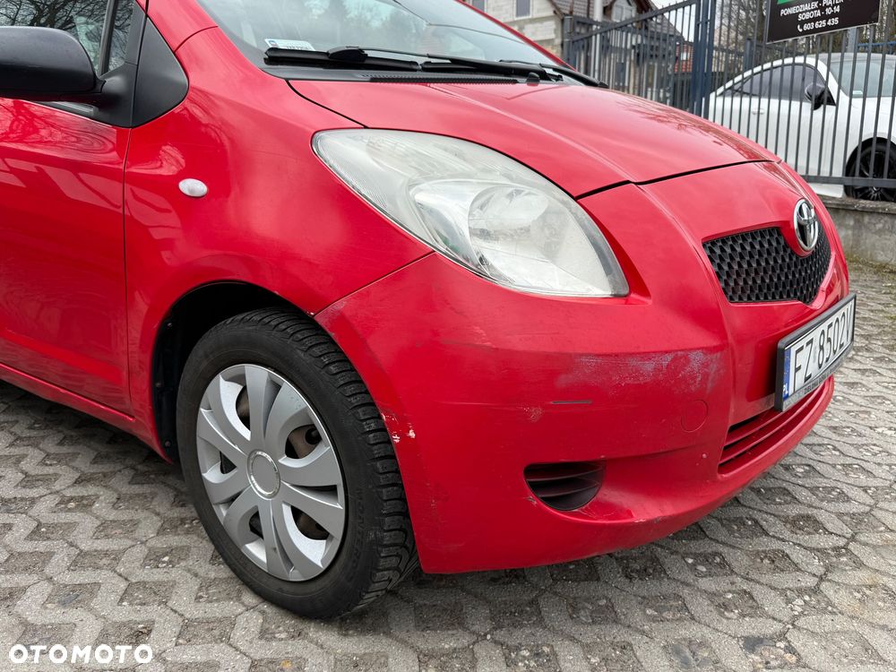 Toyota Yaris 1.3 Luna A/C - 4