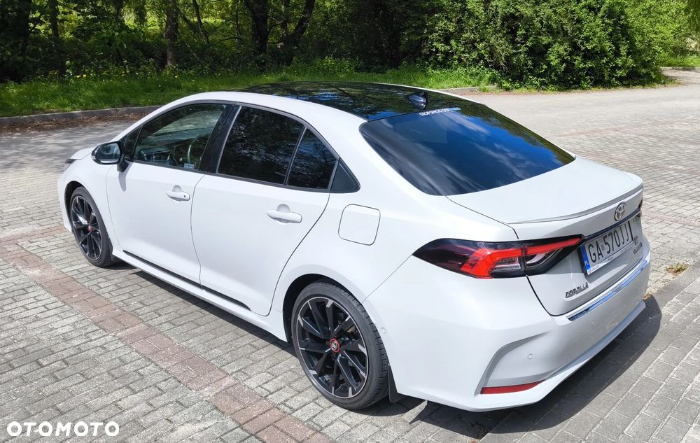 Toyota Corolla - 9