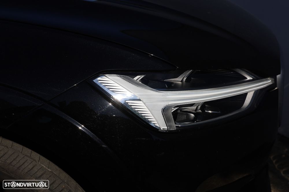 Volvo XC 60 2.0 D4 R-Design Geartronic - 25